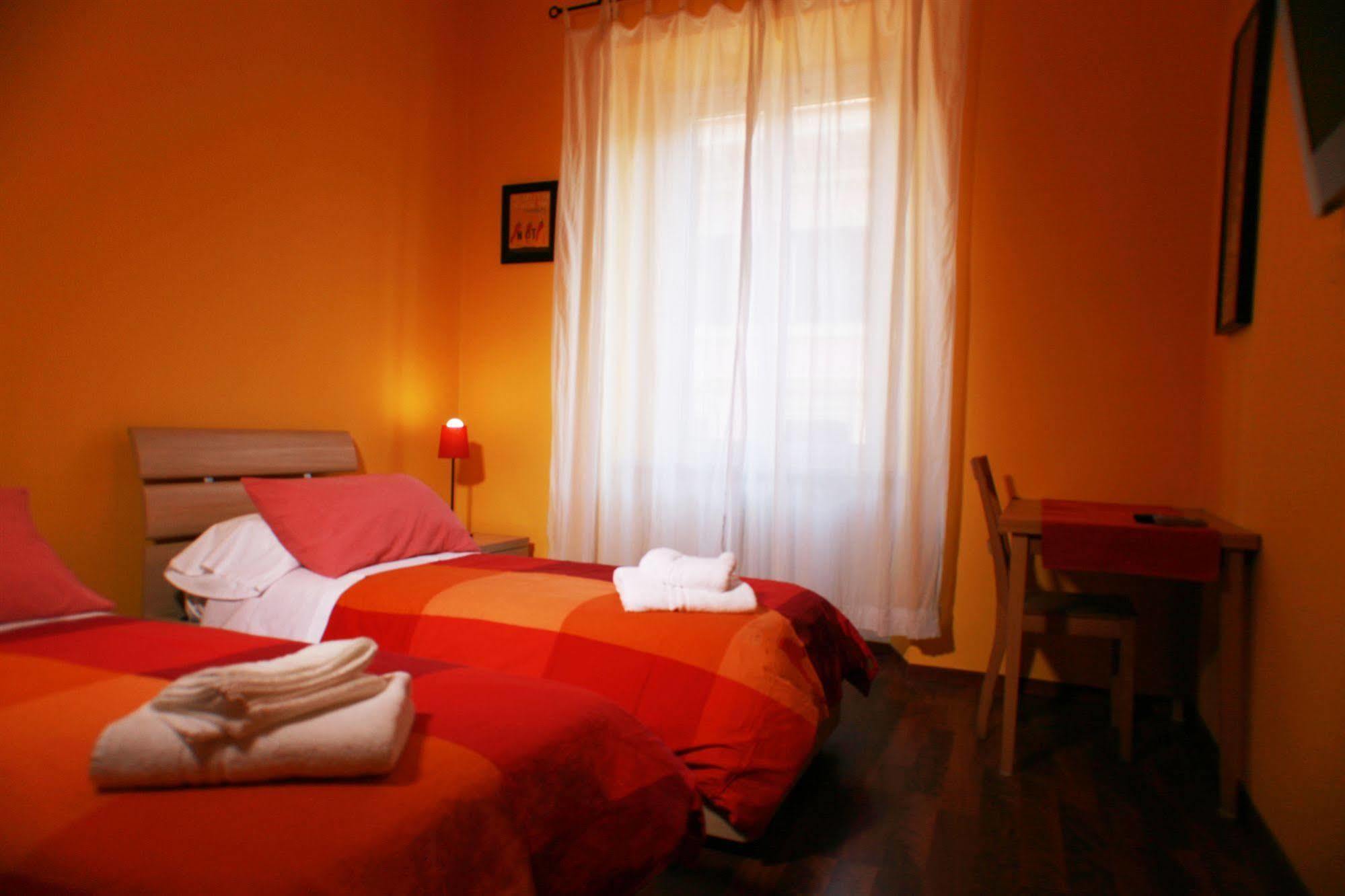 Macao Rooms Рим Экстерьер фото