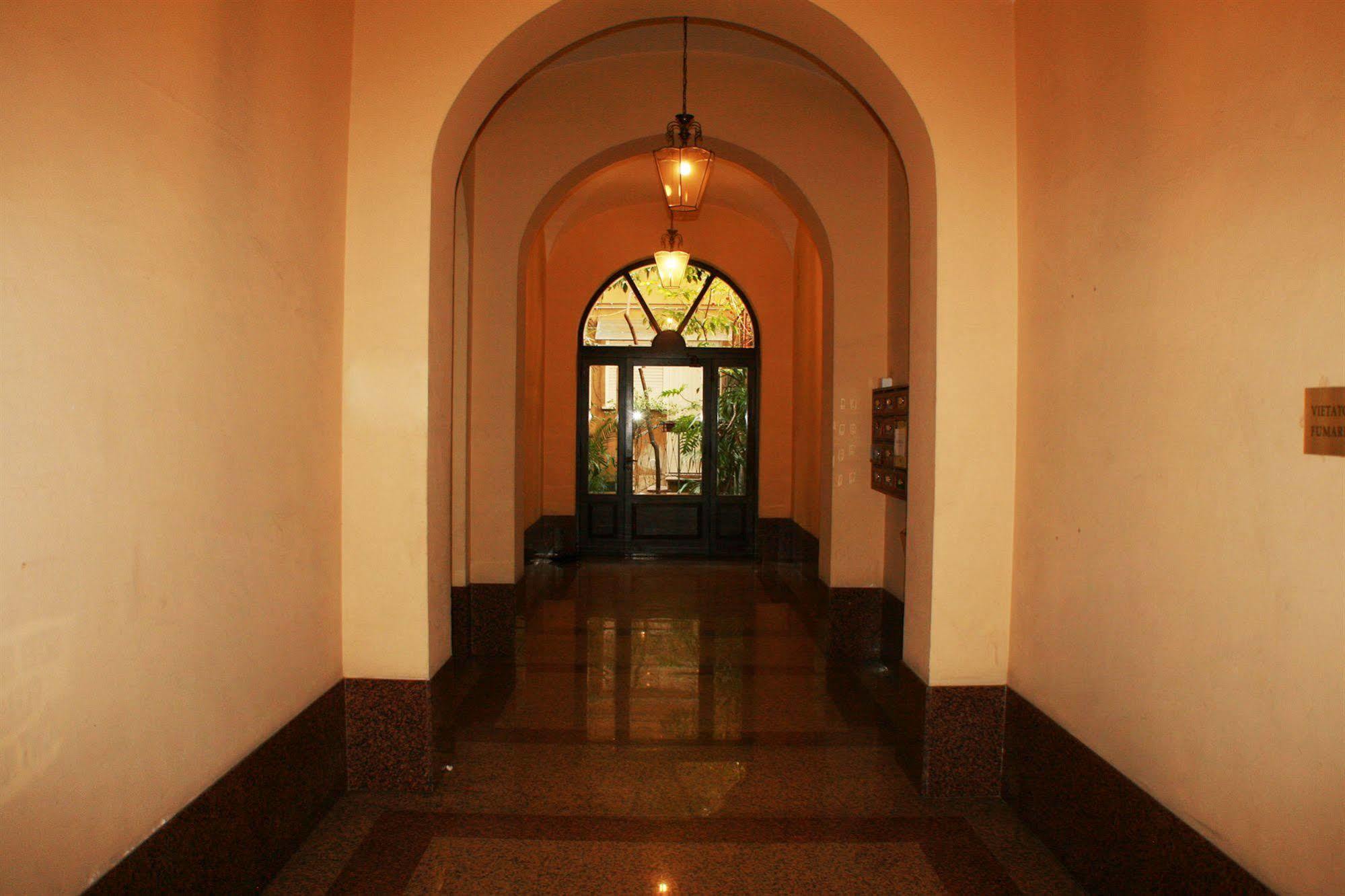 Macao Rooms Рим Экстерьер фото